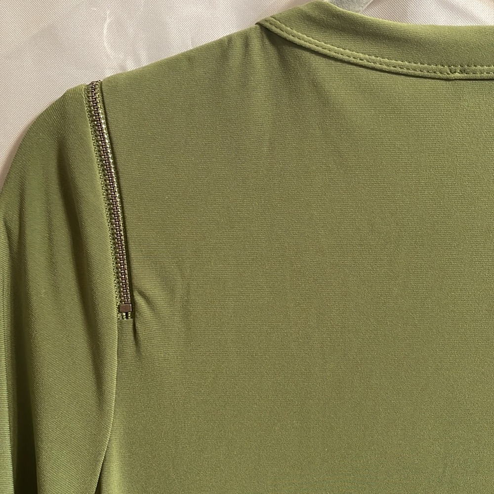 Contemporary tunic - Picture 6 of 6
